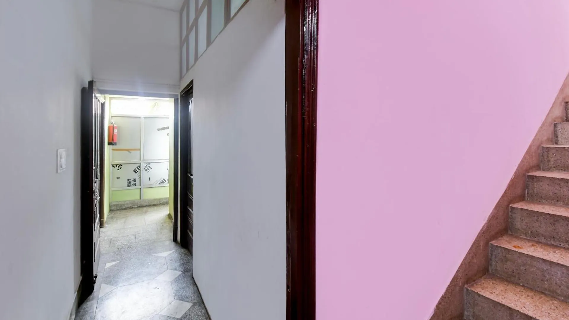 Hotel O Shivay Residency Varanasi