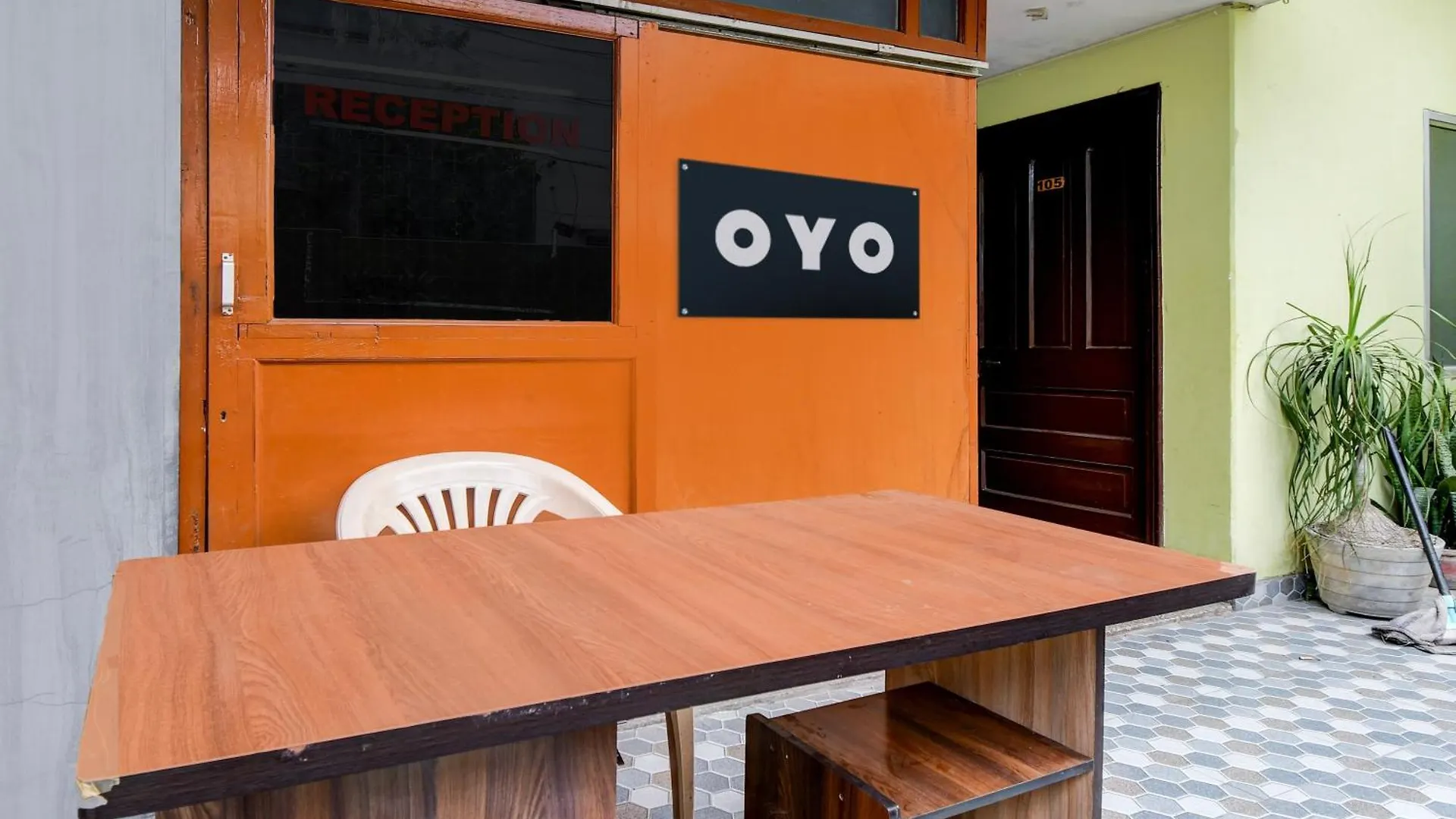Hotel O Shivay Residency Varanasi Indien
